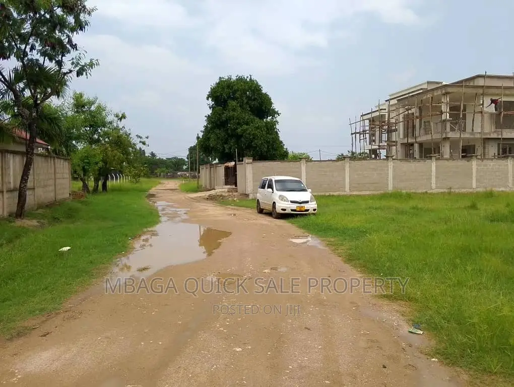 3bdrm House in Boko, Bunju for sale in Bunju