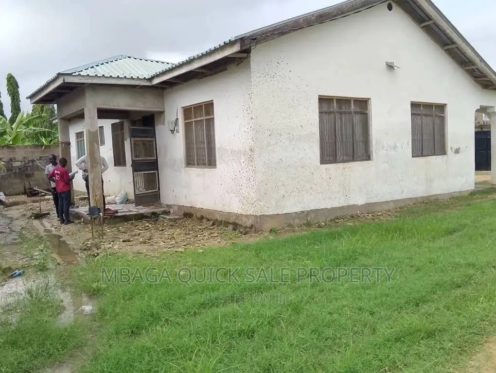 3bdrm House in Boko, Bunju for sale in Bunju