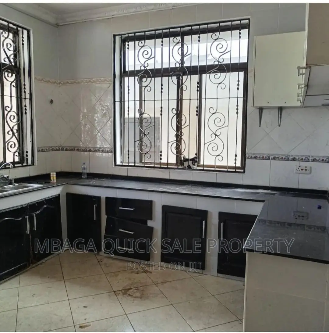 Furnished 4bdrm House in Kunduchi for rent in Kunduchi