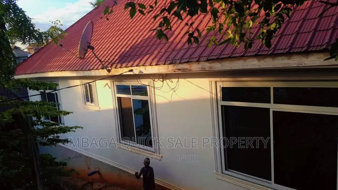 3bdrm House in Kinyerezi Kwa for sale in Kinyerezi
