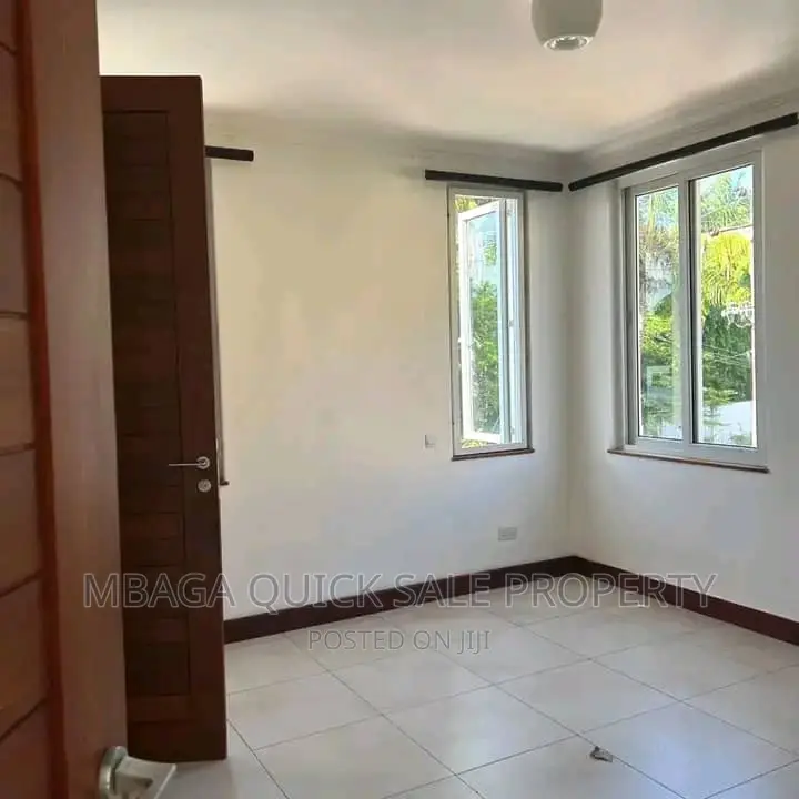 3bdrm House in Kawe for rent in Kawe