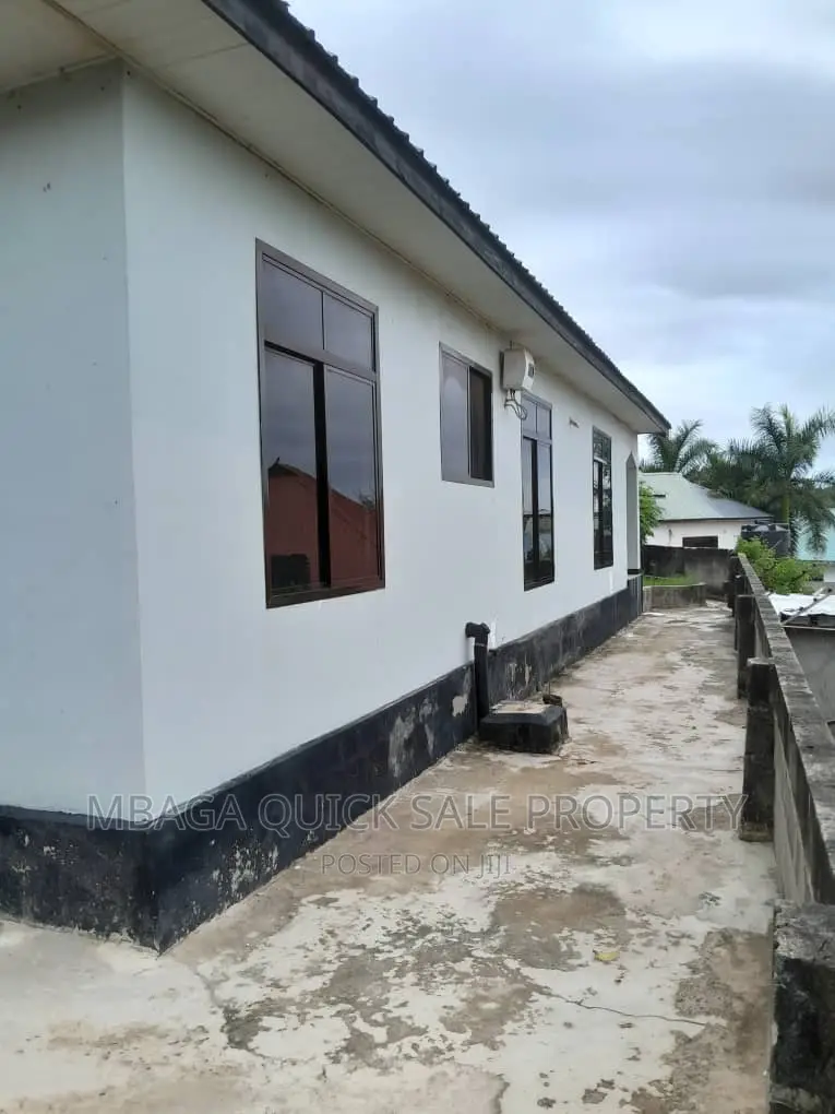 3bdrm House in Salasala Iptl, Mbezi for rent in Mbezi
