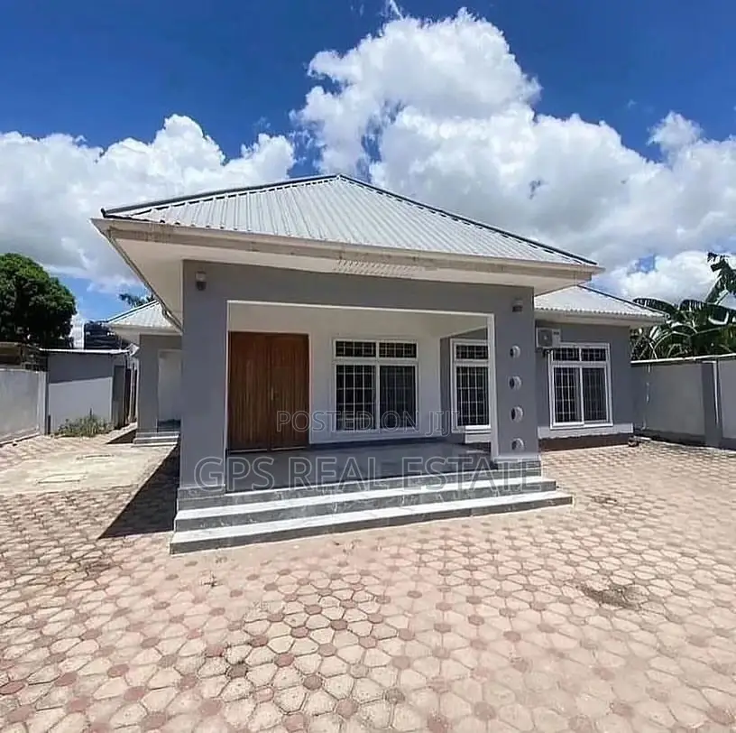 3bdrm House in Mbweni, Kinondoni for sale in Kinondoni