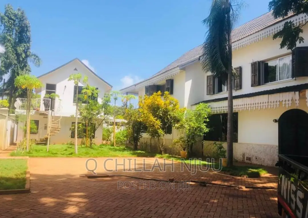 Furnished 8bdrm Apartment in Mbez Beach 8, Kinondoni for sale in Kinondoni
