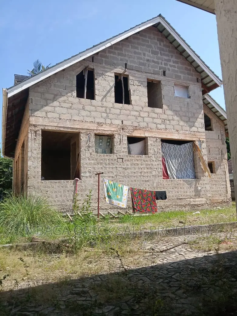 4bdrm House in Kunduchi Beach for sale in Kunduchi