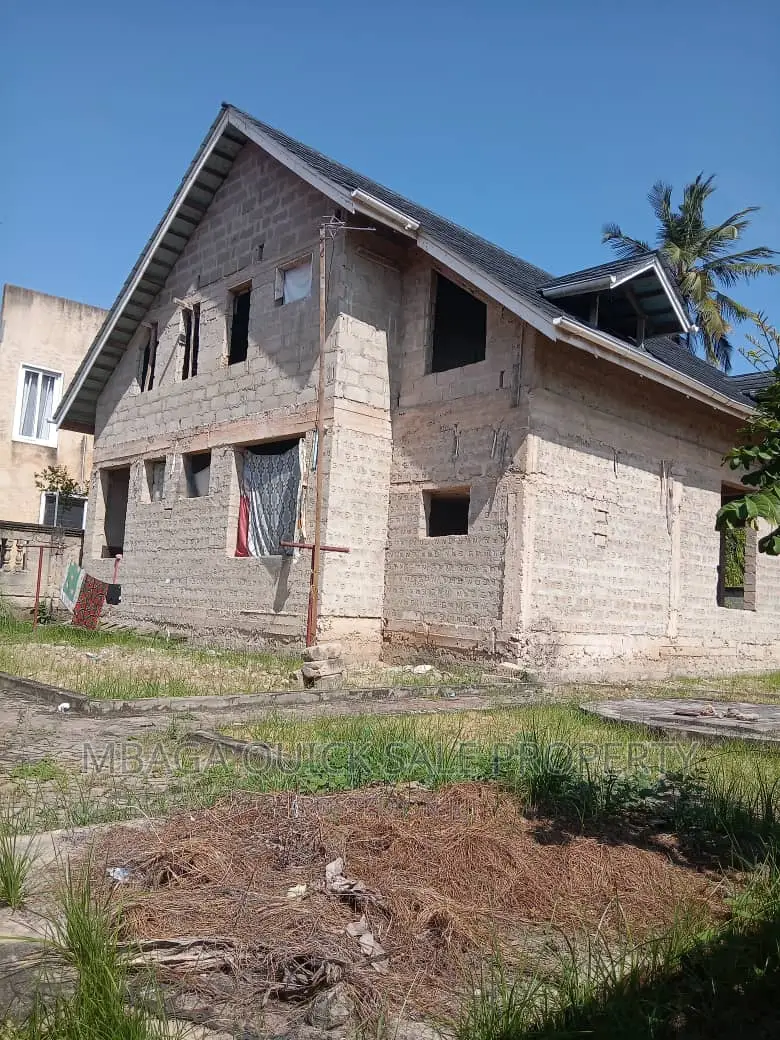 4bdrm House in Kunduchi Beach for sale in Kunduchi
