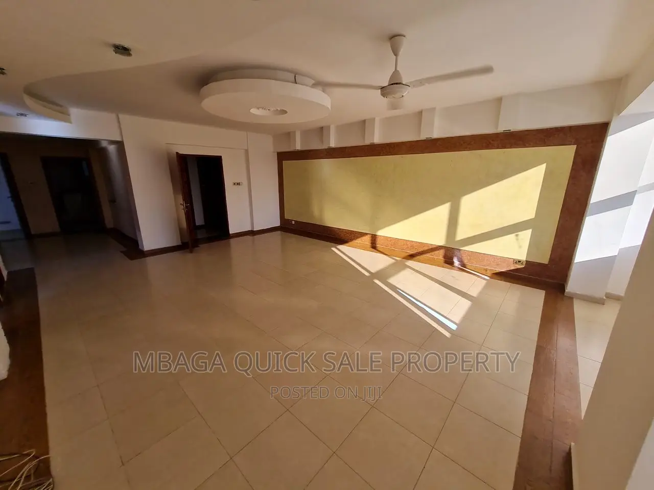 3bdrm Apartment in Upanga for sale in Upanga West