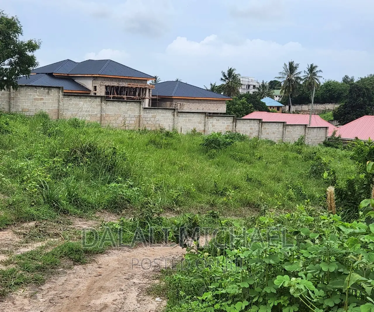 Plot for Sale in Goba Centre in Goba