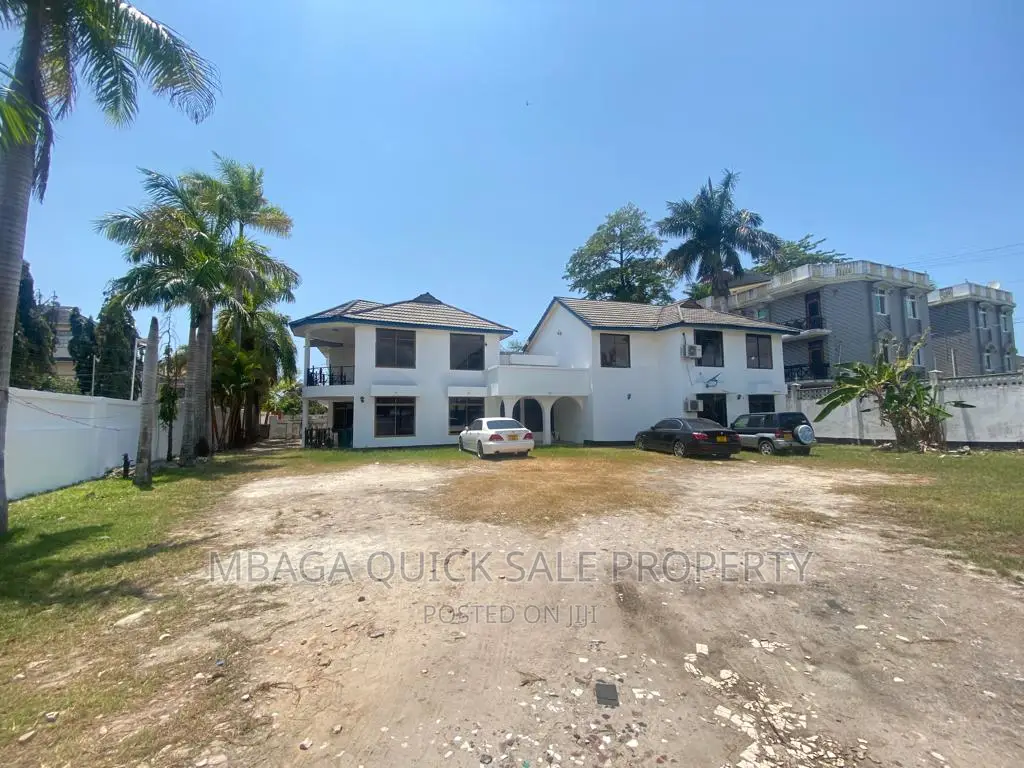 7bdrm House in Mikocheni Kwa for sale in Mikocheni