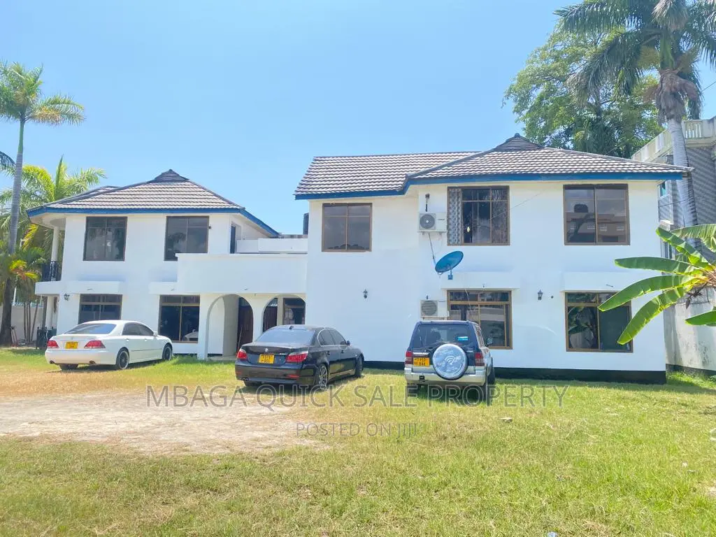 7bdrm House in Mikocheni Kwa for sale in Mikocheni