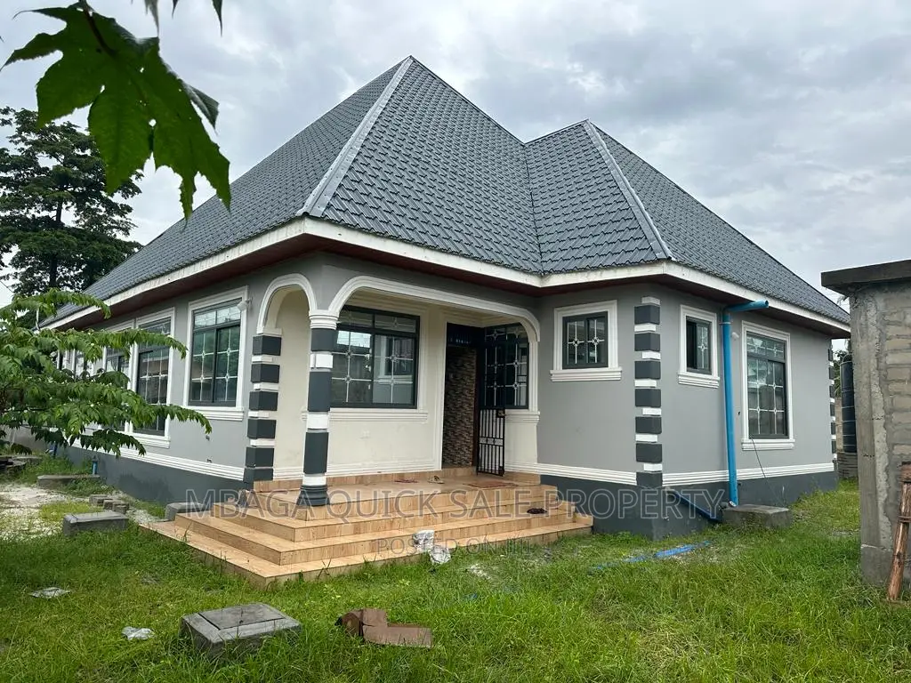 3bdrm House in Mwanagati, Mzinga for sale in Mzinga