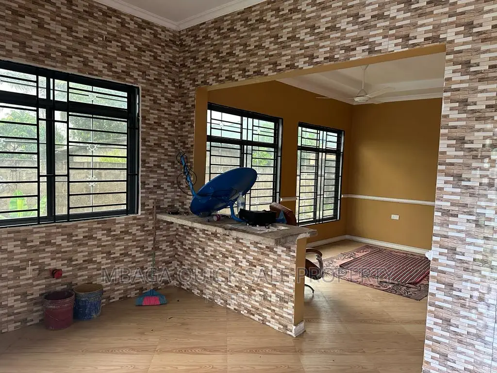 3bdrm House in Mwanagati, Mzinga for sale in Mzinga
