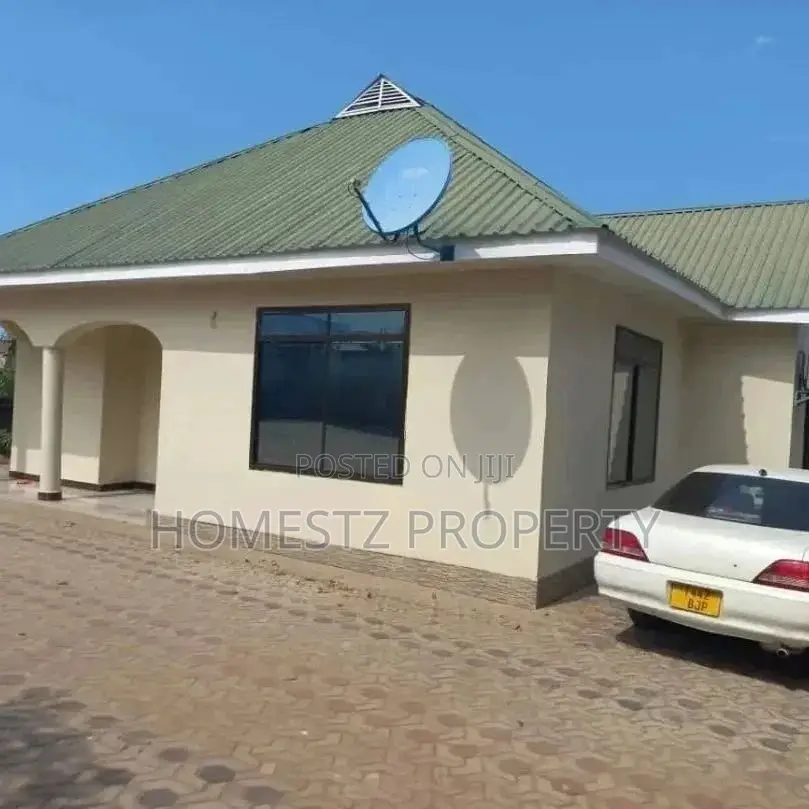 3bdrm House in Tegeta Wazo, Kinondoni for sale in Kinondoni
