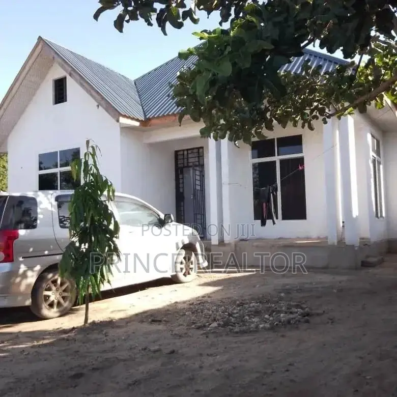 3bdrm House in Bunju B, Kinondoni for sale in Kinondoni