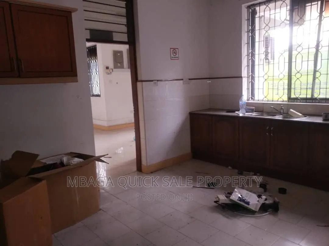 Furnished 4bdrm House in Mikocheni for rent in Mikocheni