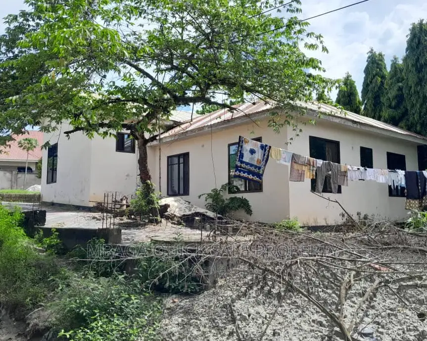 5bdrm House in Kibamba for sale in Kibamba
