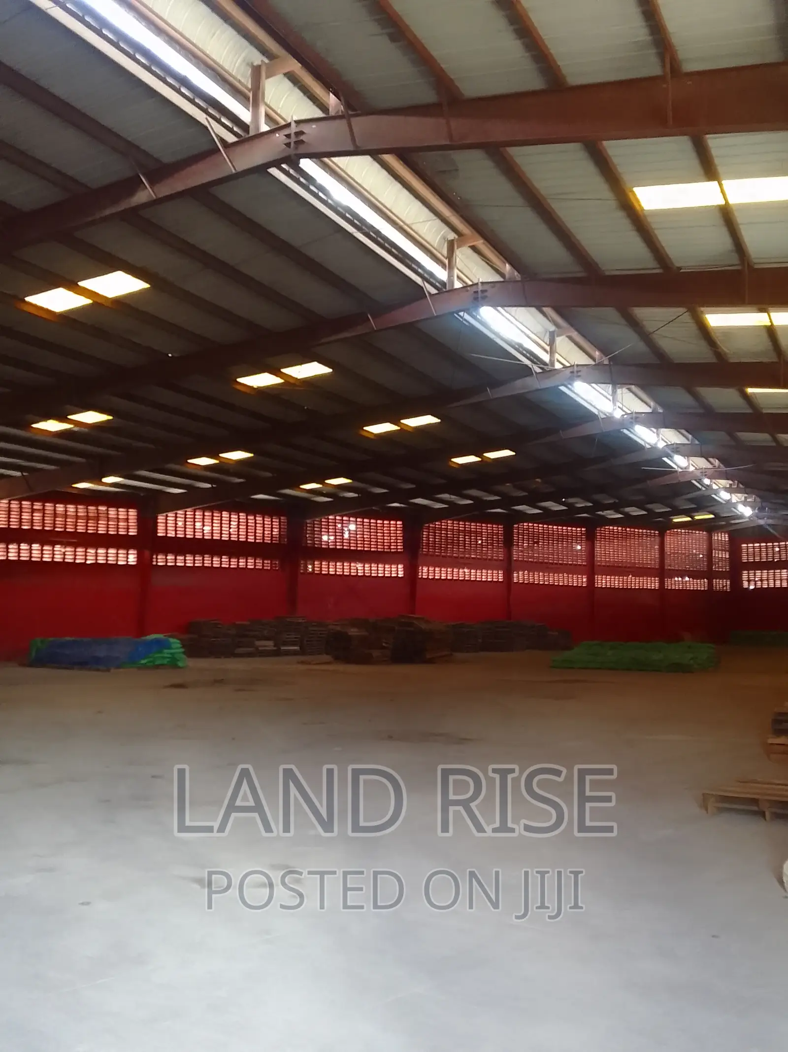 2200 SQM Warehouse in Mbagala in Fella