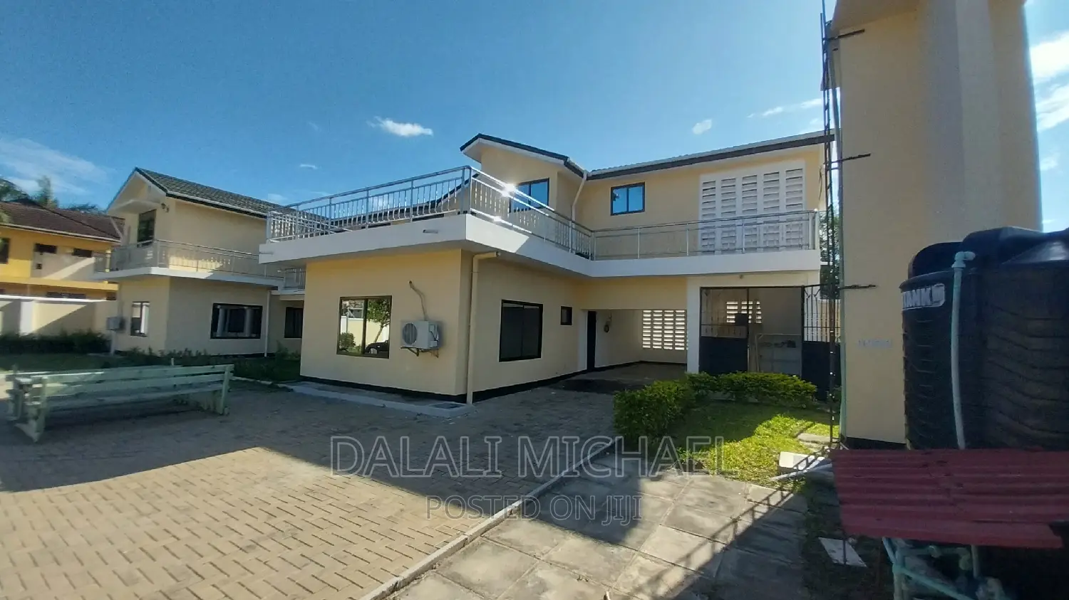 4bdrm Block of Flats in Mbezibeach for rent in Mbezi Beach