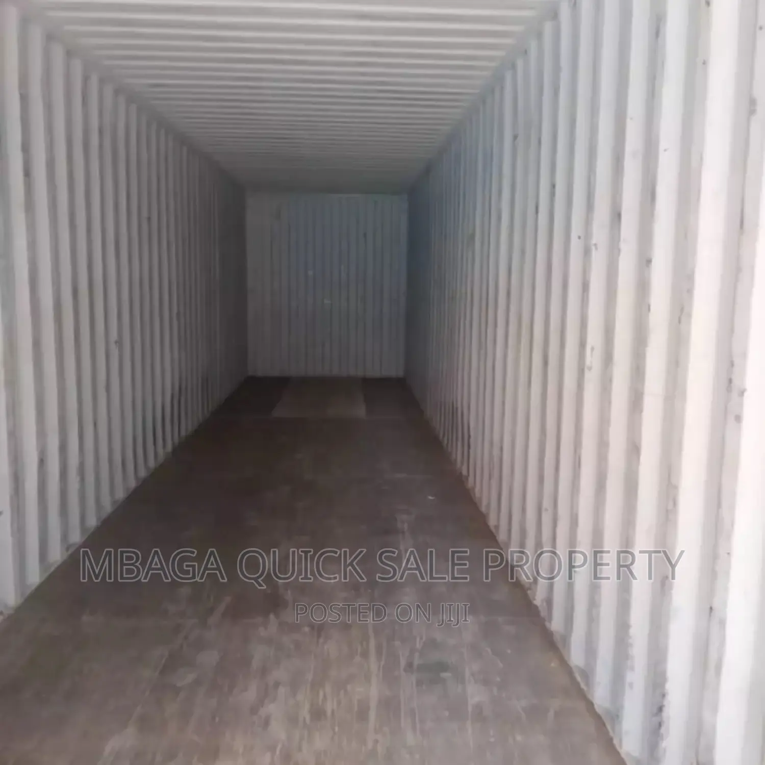 Kontena Zinauzwa Size 40ft Kw 20ft Zipo Kurasini in Kurasini