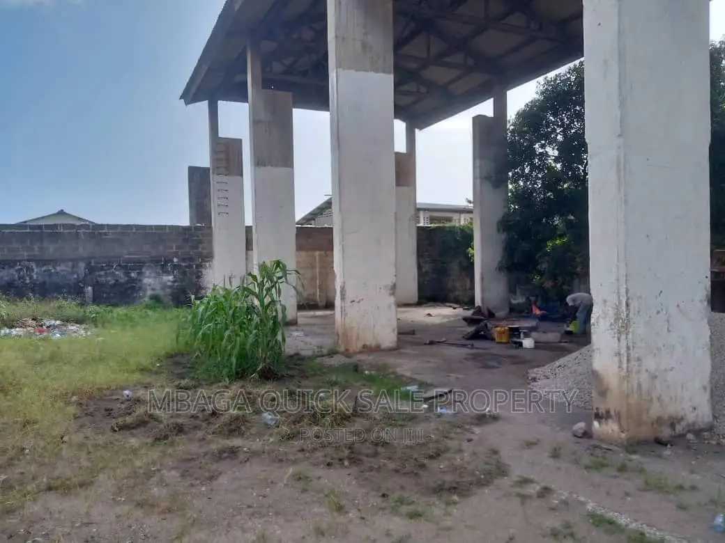 Godown for Sale at Tanga in Central