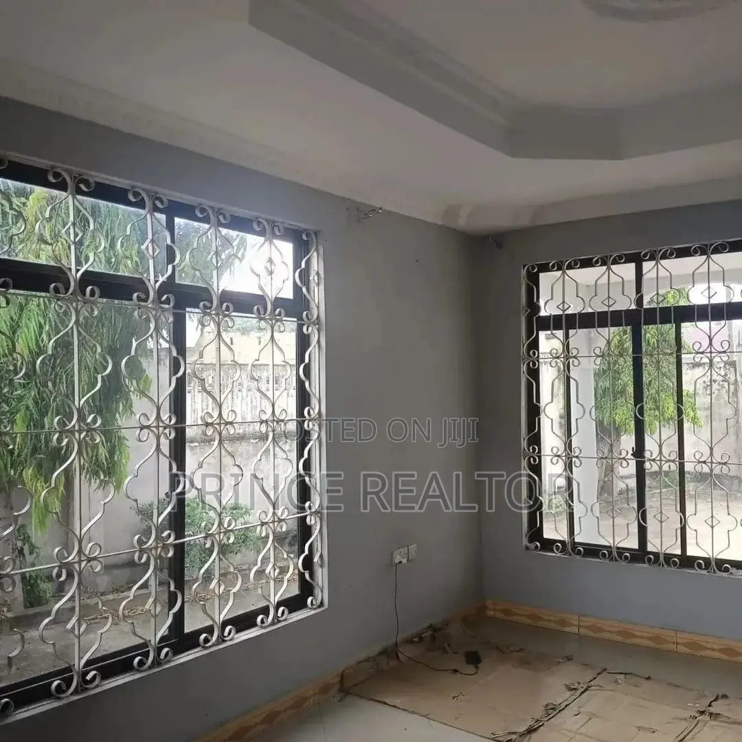 3bdrm House in Tabata Sanene for sale in Tabata