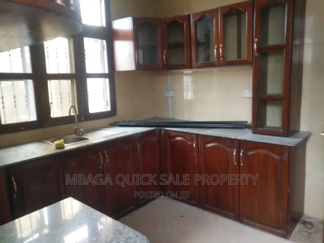 3bdrm House in Msasani for rent in Msasani
