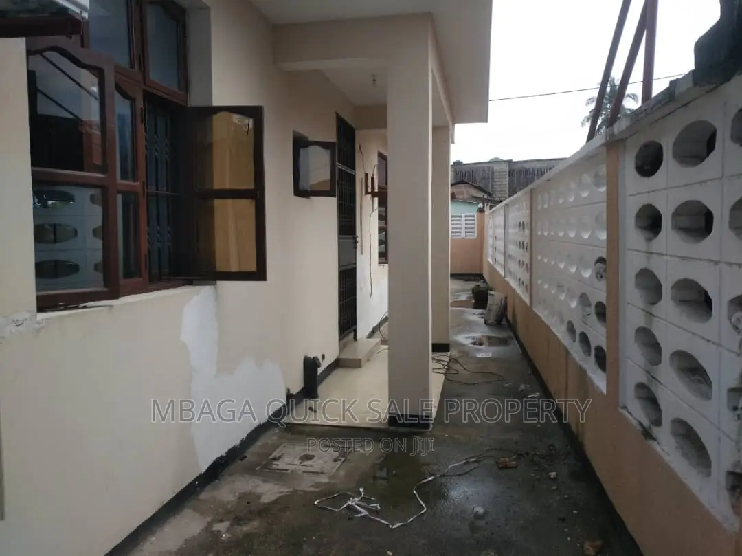 3bdrm House in Msasani for rent in Msasani
