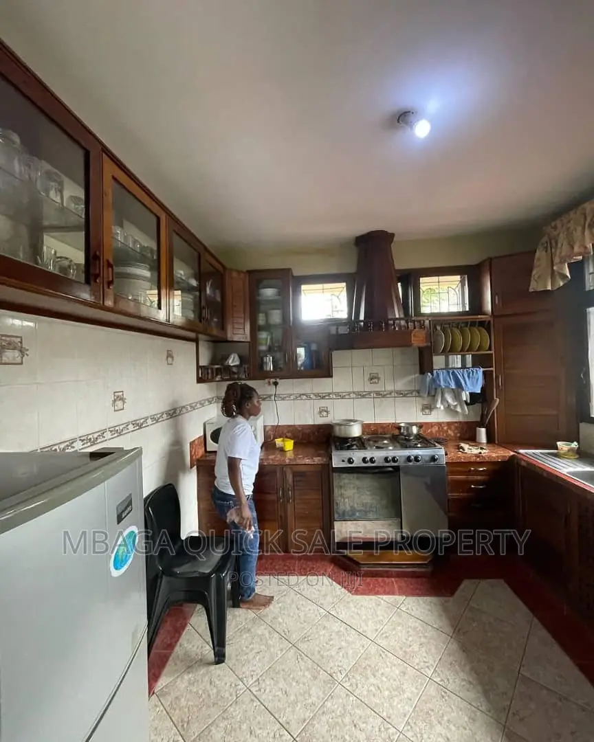 4bdrm House in Mbezi Beach Africana for rent in Mbezi Beach