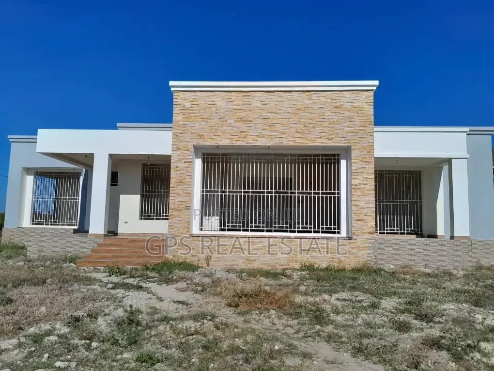 4bdrm House in Mbweni Mpiji, Kinondoni for sale in Kinondoni