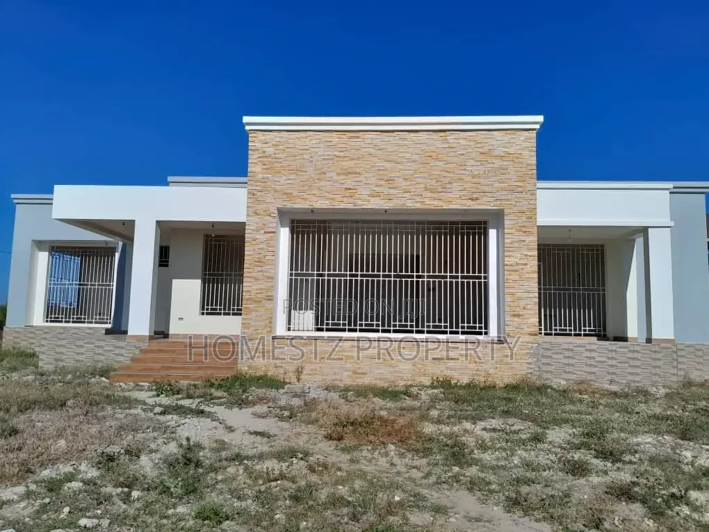 4bdrm House in Mbweni Mpiji, Kinondoni for sale in Kinondoni