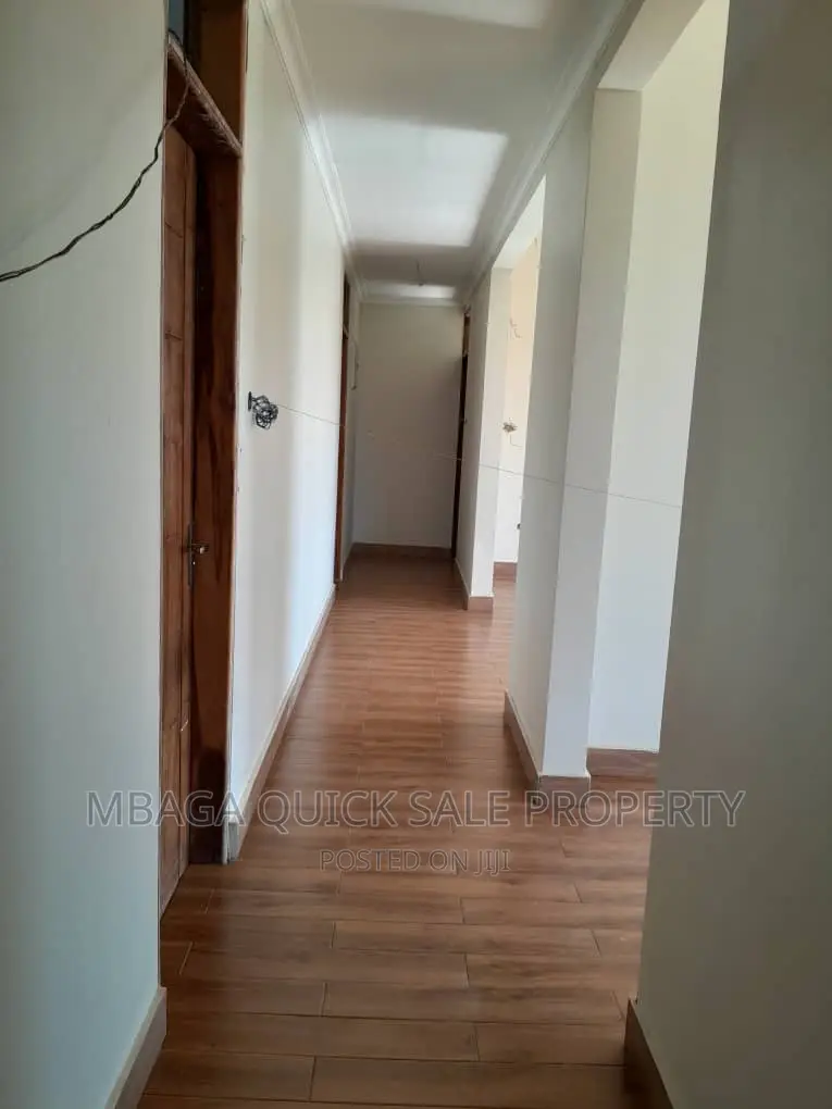 4bdrm House in Mbweni Mpiji for sale in Mbweni