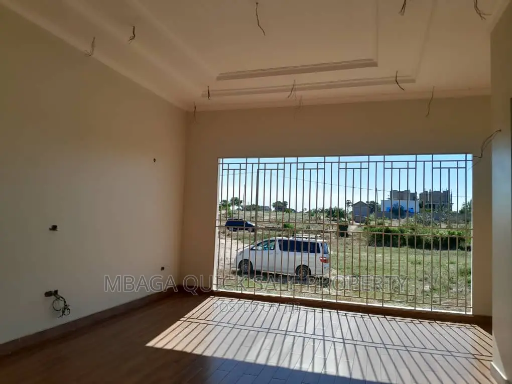4bdrm House in Mbweni Mpiji for sale in Mbweni
