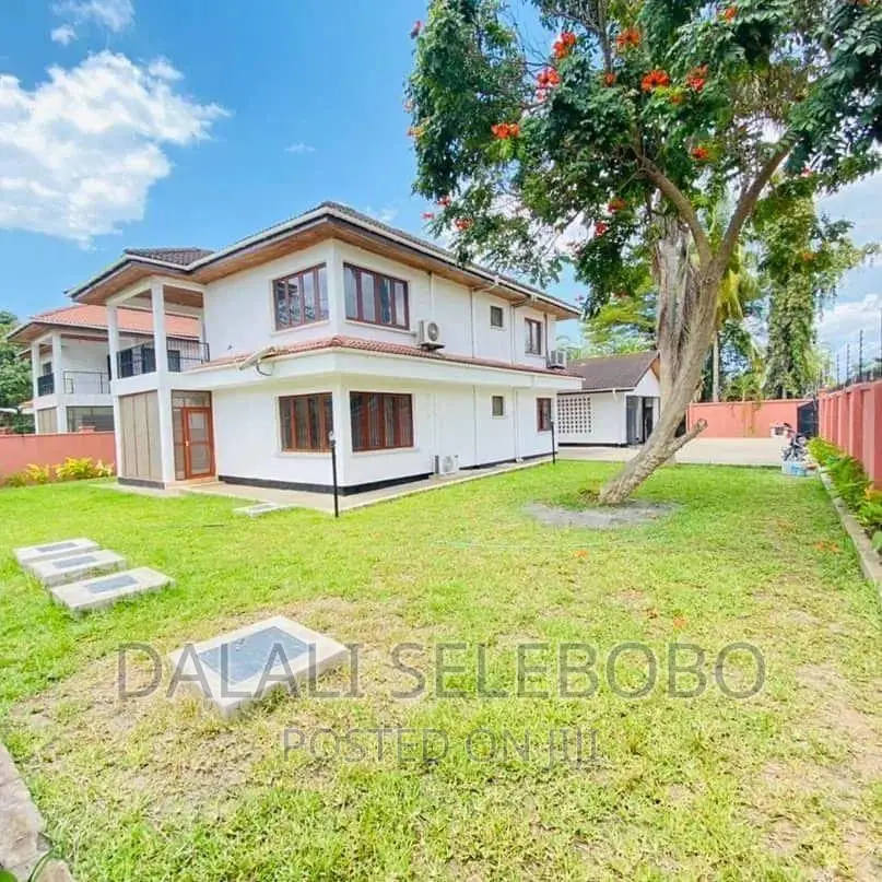 4bdrm Block of Flats in Mikocheni B for sale in Mikocheni
