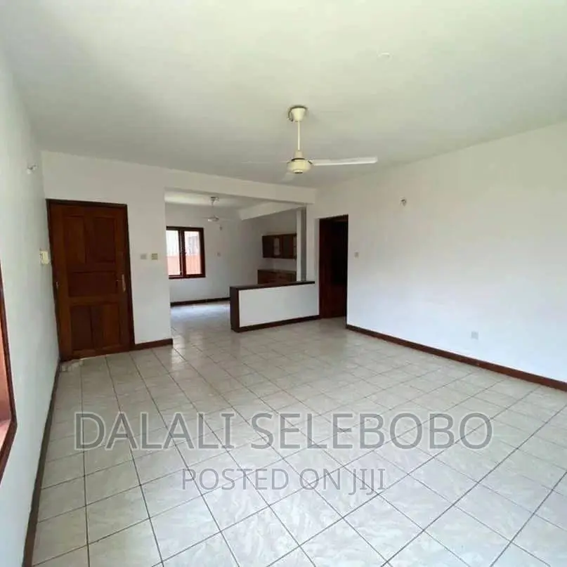 4bdrm Block of Flats in Mikocheni B for sale in Mikocheni