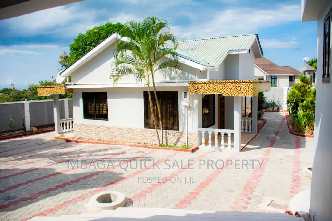 Furnished 3bdrm House in Makongo Juu, Mbezi Beach for rent in Mbezi Beach