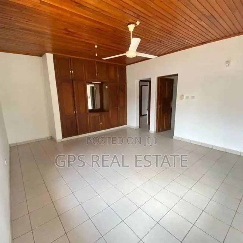 5bdrm House in Mikocheni Kwa, Kinondoni for sale in Kinondoni