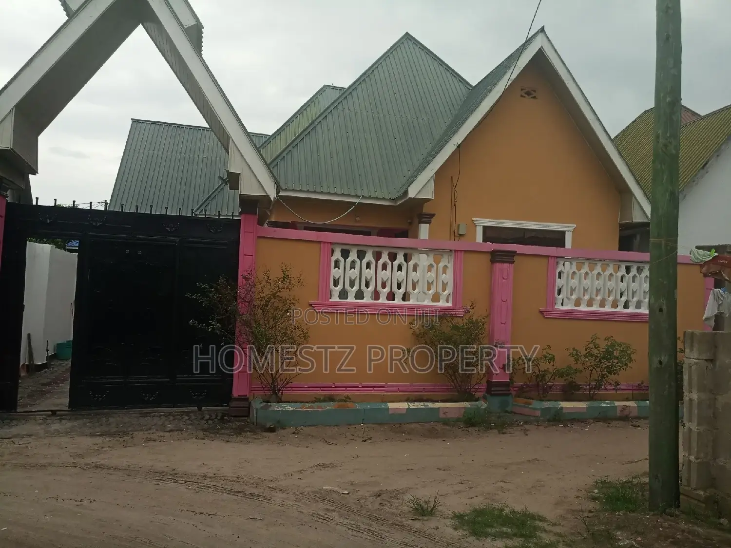 Furnished 3bdrm House in Mbagala Chamazi, Temeke for sale in Temeke