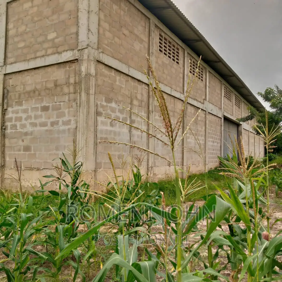 Eneo La Viwanda Hk 3 Linauzwa Ml 300 Kibaha Misugusugu in Ilala