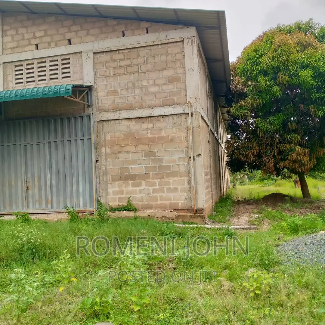 Eneo Heka 1 La Viwanda Linauzwa Ml 100 Kibaha Misugusugu. in Ilala