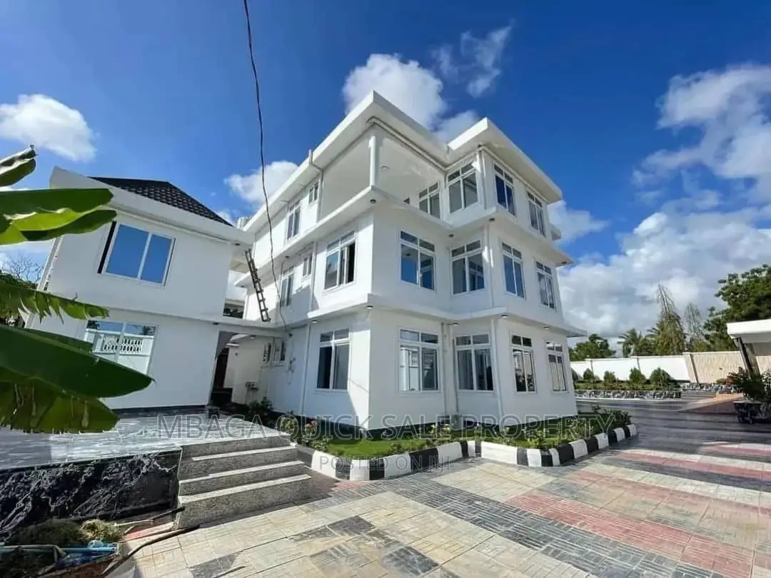 Furnished 20bdrm House in Mbezi Beach for rent in Mbezi Beach