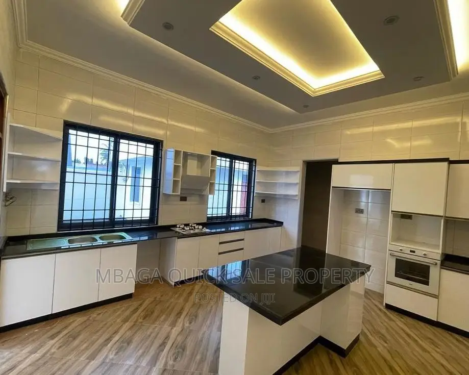 4bdrm House in Mbezi Beach for rent in Mbezi Beach