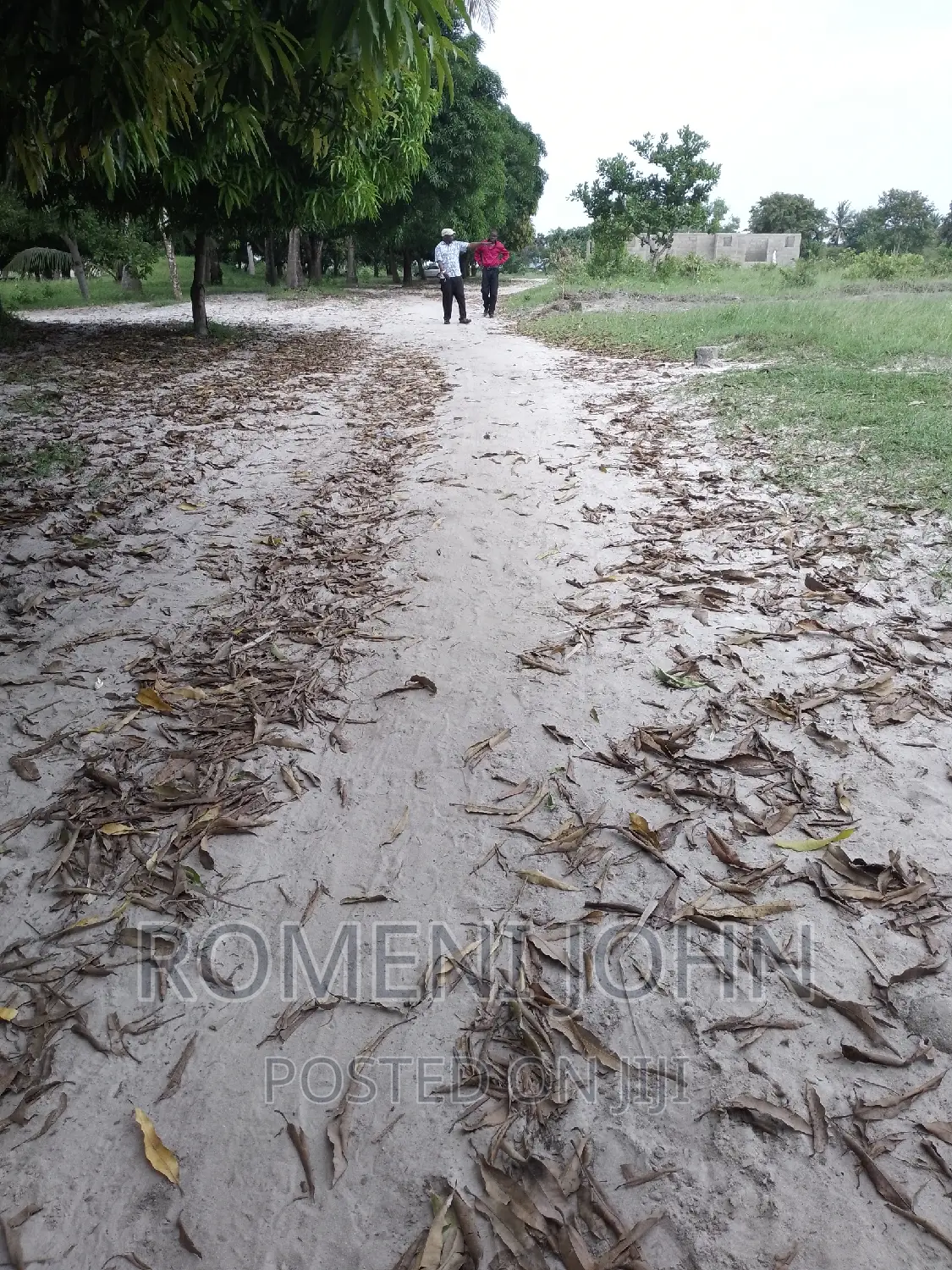 Kiwanja Sqmita 200 Kinauzwa Ml 3.3 Ukonga Bombambili. in Ilala