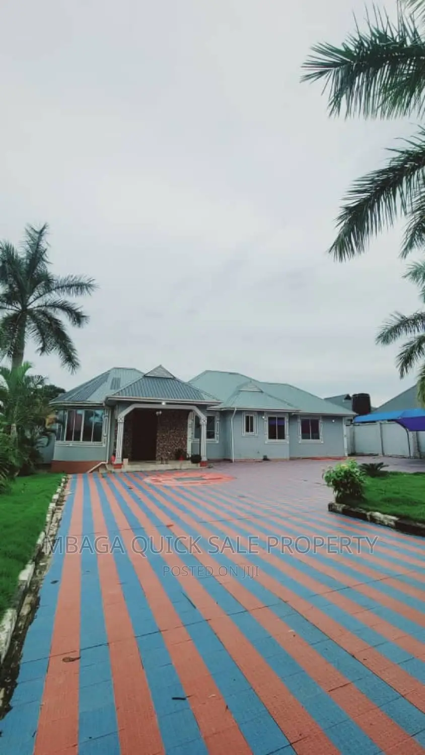 3bdrm House in Goba Lastanza for sale in Goba
