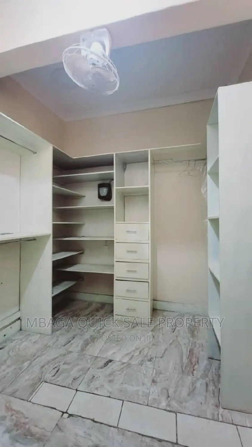 3bdrm House in Goba Lastanza for sale in Goba