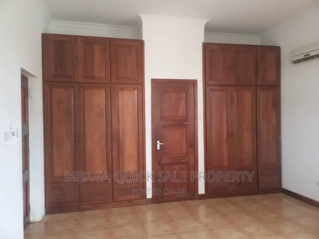 3bdrm Apartment in Mbezi Beach Shoppers for rent in Mbezi Beach