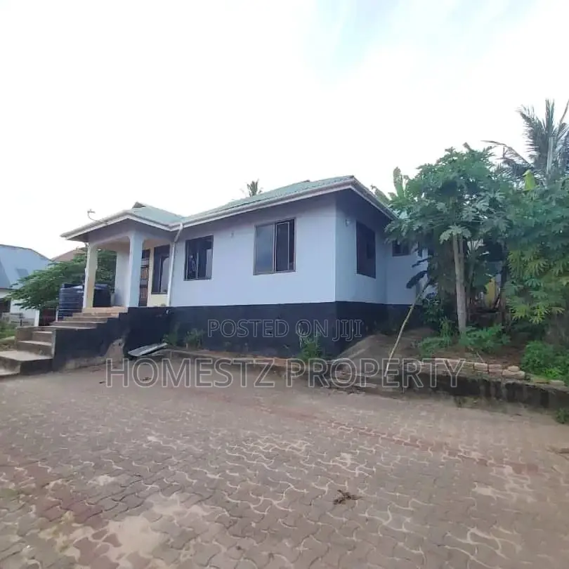 3bdrm House in Ubungo Makoka, Kinondoni for sale in Kinondoni