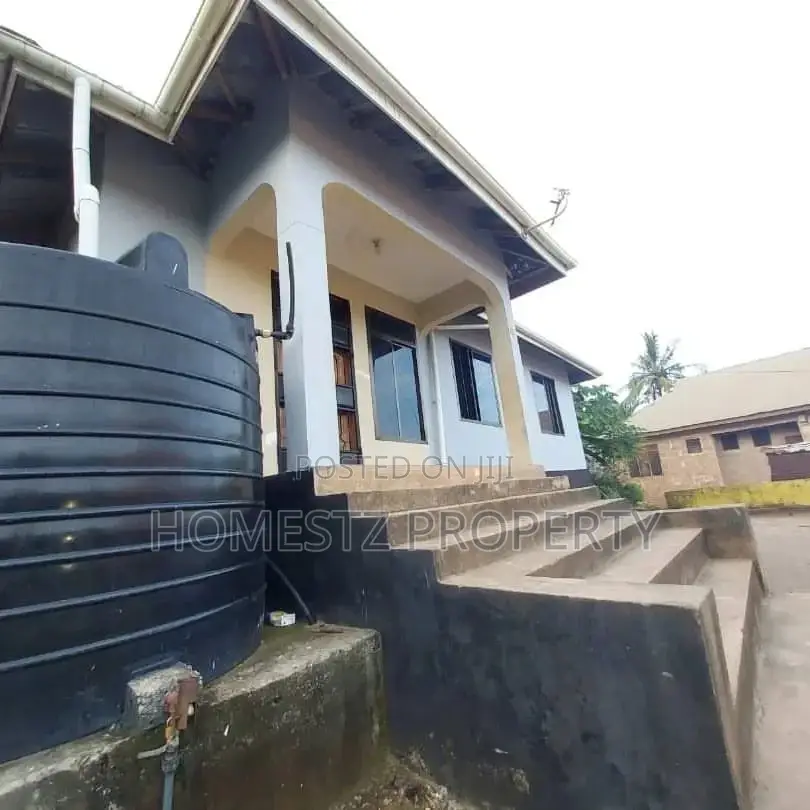 3bdrm House in Ubungo Makoka, Kinondoni for sale in Kinondoni