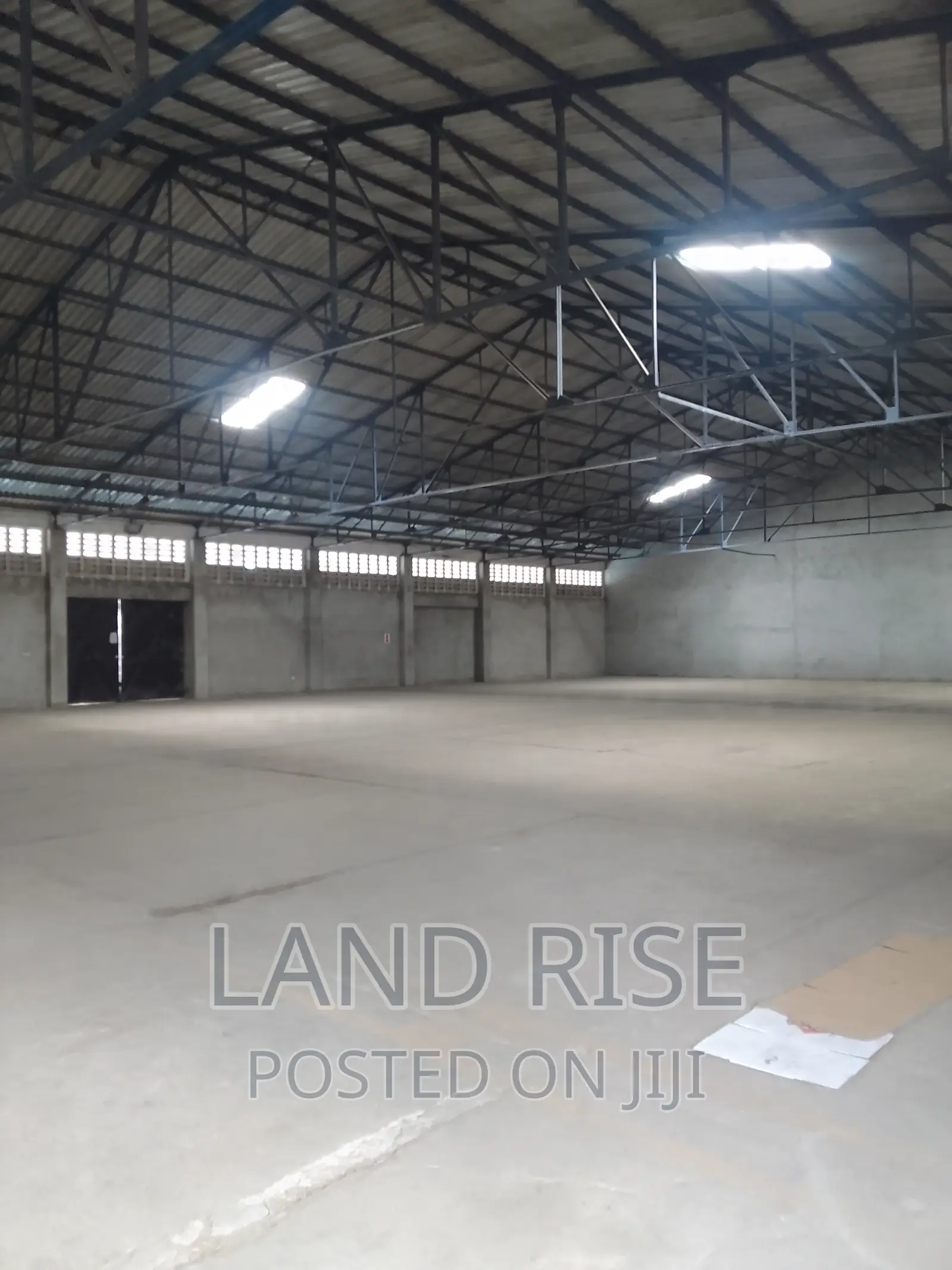 1300 SQM Warehouse in Kurasini