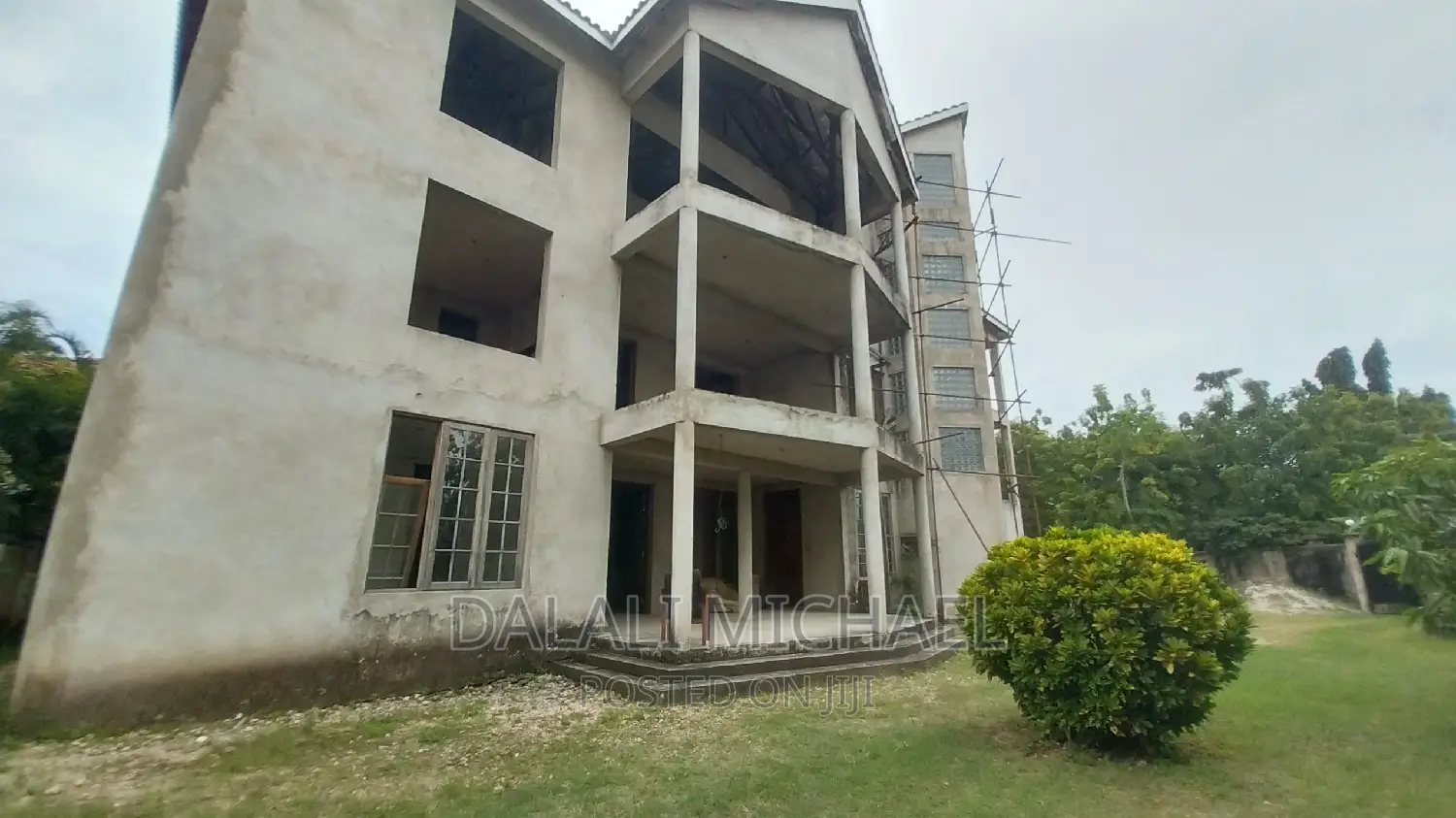 13bdrm Mansion in Masaki for sale in Masaki