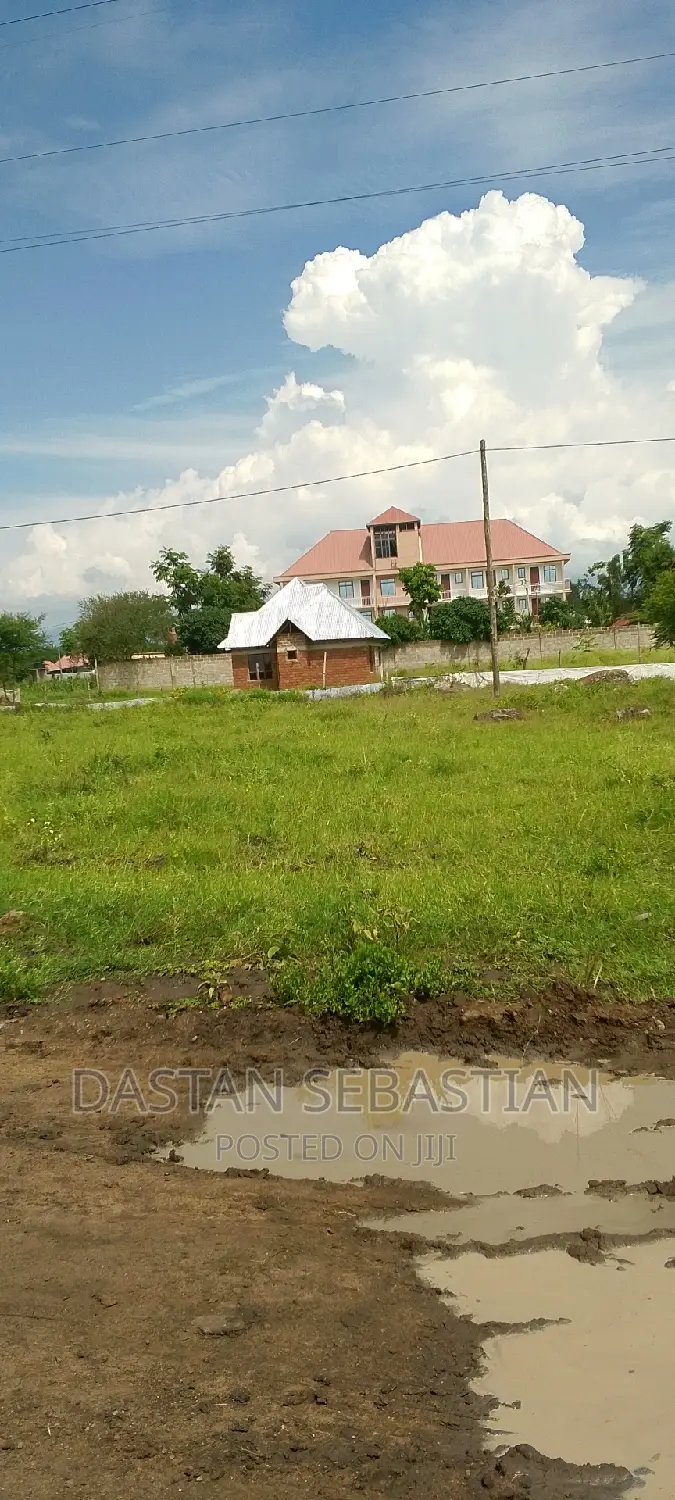 Anza Mwaka Kwa Kumiliki Ardhi in Arusha